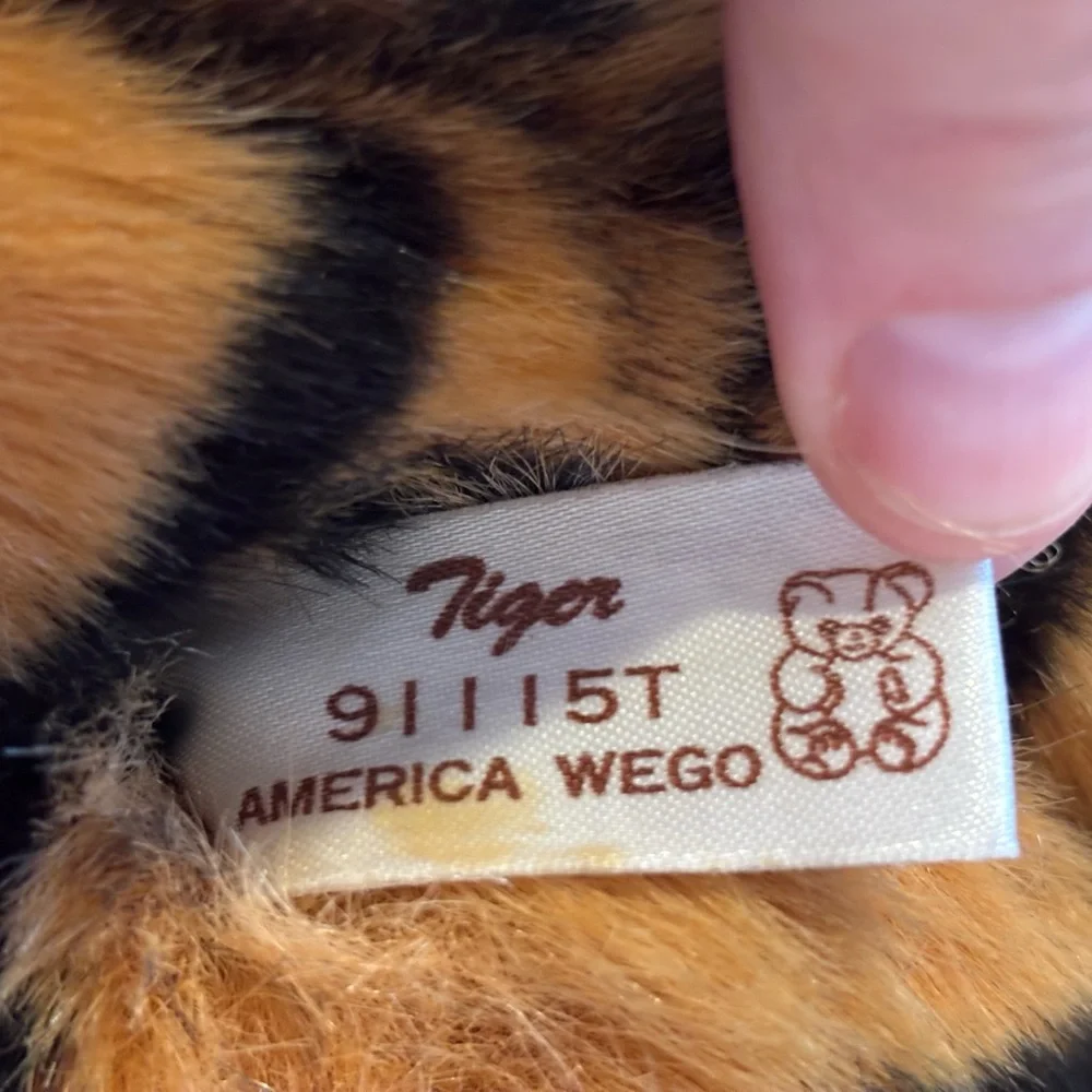 Vintage WEGO Tiger Plush‎ Stuffed Animal Korea Laying Jungle Cat 9115T